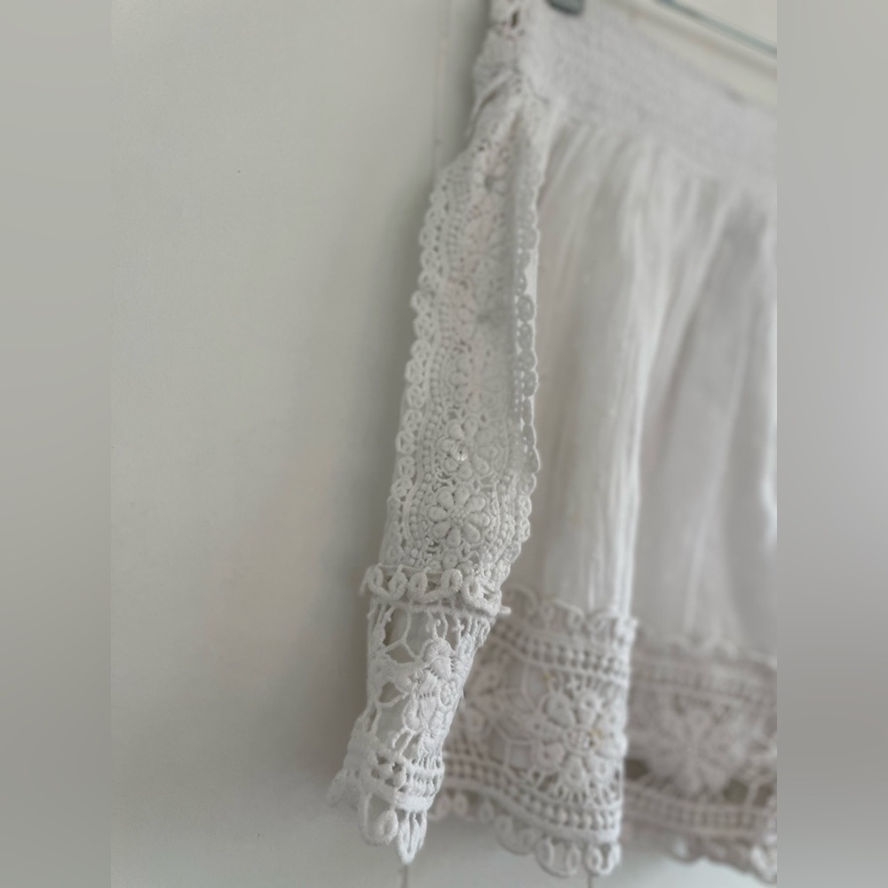 American Eagle White Swiss Dot Crochet Trim White Cotton Shorts Sequins Sz Small - Picture 10 of 13